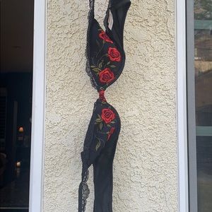 Black/ Rose Victoria Secret Bra